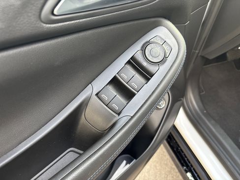 Used 2025 Buick Encore GX Sport Touring w/ Comfort Package image 15