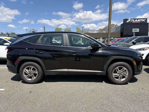 Used 2025 Hyundai Tucson SE AWD/4WD image 32