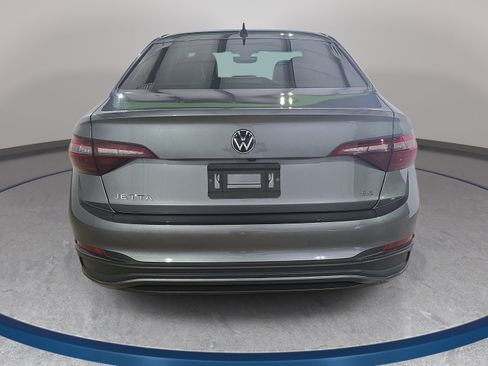 Used 2023 Volkswagen Jetta SE FWD image 7