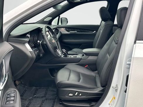 Certified 2024 Cadillac XT6 Premium Luxury w/ Technology Package image 16