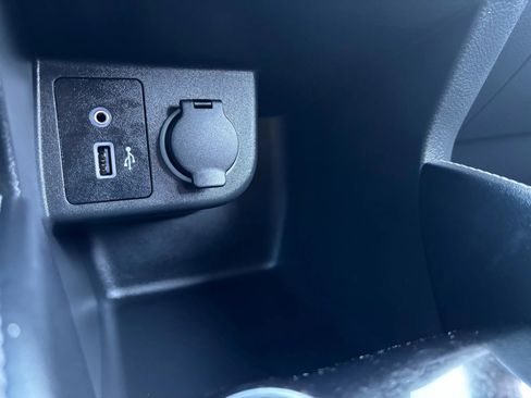 Used 2020 Nissan Kicks SR w/ SR Premium Package image 35