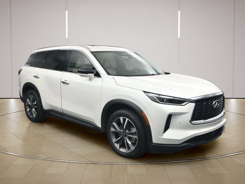 Used 2025 INFINITI QX60 Luxe FWD image 1