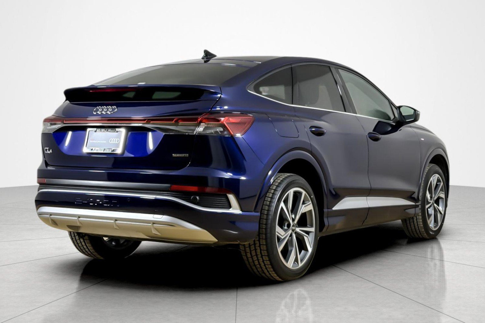 Certified 2023 Audi Q4 e-tron Premium w/ Convenience Package AWD/4WD image 5