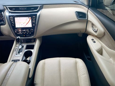 Used 2023 Nissan Murano SL w/ Cargo Package image 23