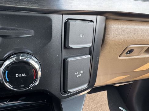 New 2026 Ford F450 Lariat w/ Lariat Ultimate Package AWD/4WD image 33