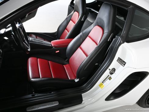 Used 2018 Porsche 718 Cayman S RWD image 32