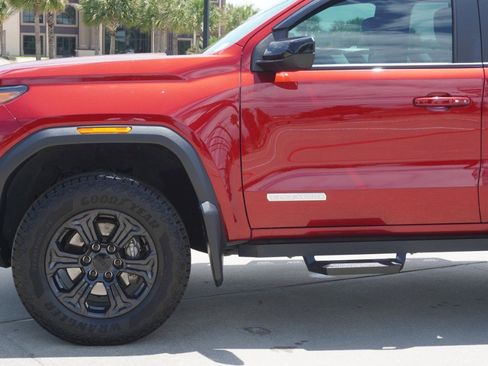 Used 2024 GMC Canyon Elevation w/ Convenience Package RWD image 11