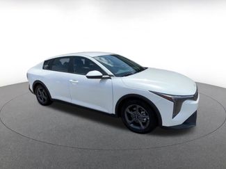 Used 2025 Kia K4 FWD video 2