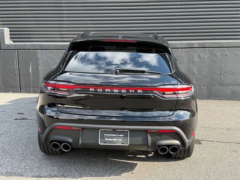 Certified 2026 Porsche Macan image 9