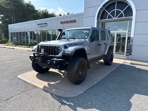 Used 2020 Jeep Wrangler Unlimited Rubicon AWD/4WD image 3