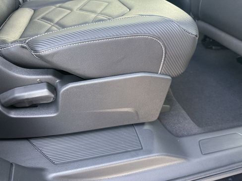 New 2026 Volkswagen Atlas Cross Sport SE image 31