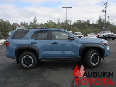 New 2026 Toyota 4Runner TRD Off-Road image 2