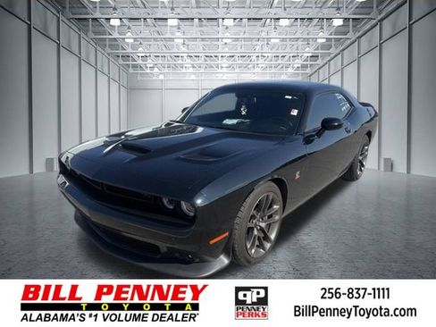 Used 2022 Dodge Challenger R/T Scat Pack w/ Plus Package RWD image 1