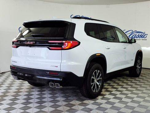 New 2026 GMC Acadia AT4 w/ Luxury Package image 8