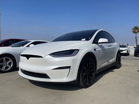 Used 2022 Tesla Model X Plaid AWD/4WD image 5