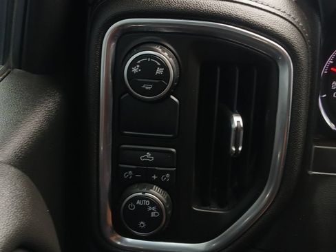 Used 2019 Chevrolet Silverado 1500 LT w/ Texas Edition RWD image 11