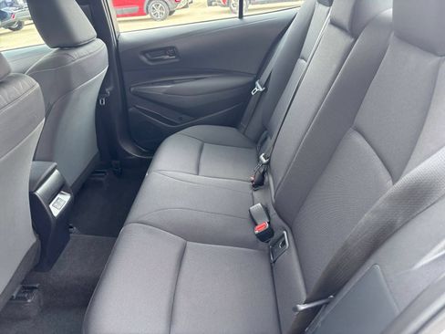 Used 2025 Toyota Corolla LE FWD image 23