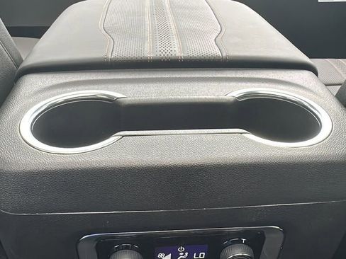 New 2025 Chevrolet Tahoe High Country image 24