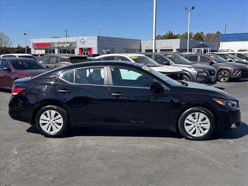 Used 2024 Nissan Sentra S image 2