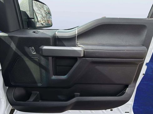 Used 2018 Ford F150 XLT w/ Equipment Group 302A Luxury image 18