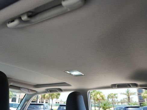 Used 2020 Toyota 4Runner SR5 Premium w/ Moonroof Package RWD image 33