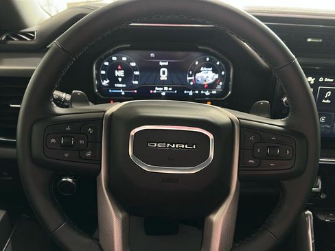 Used 2024 GMC Sierra 1500 Denali w/ Denali Reserve Package image 9