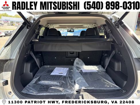 New 2026 Mitsubishi Outlander SEL AWD/4WD image 15