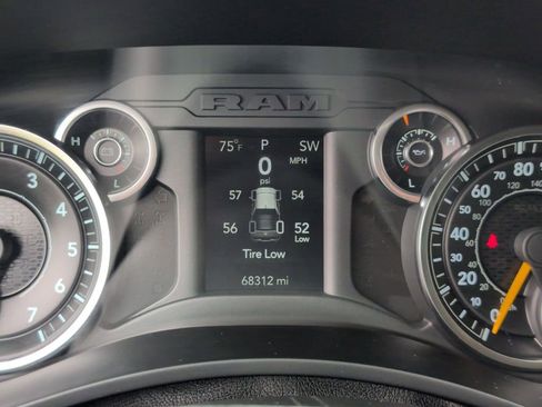 Certified 2019 RAM 2500 Big Horn image 18