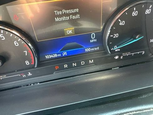 Used 2020 Ford Explorer XLT RWD image 11