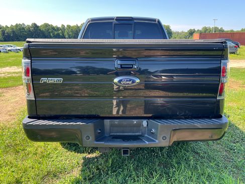 Used 2014 Ford F150 FX4 w/ Equipment Group 401A Mid AWD/4WD image 4