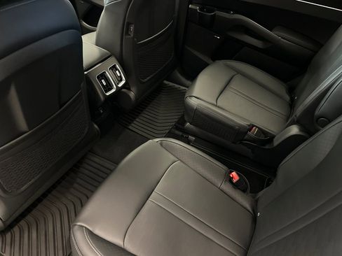 New 2026 Kia Sorento EX image 8