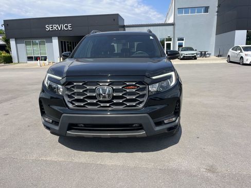 Used 2024 Honda Passport TrailSport image 8