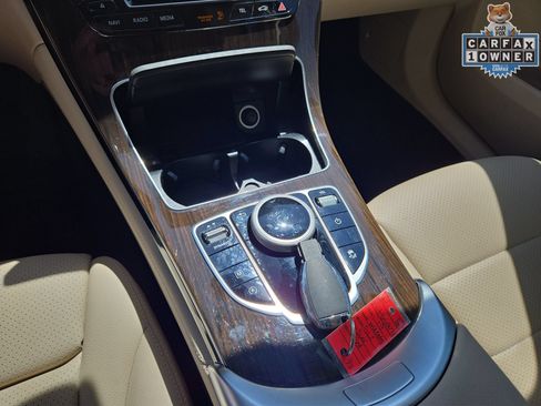 Used 2019 Mercedes-Benz GLC 300 4MATIC image 22