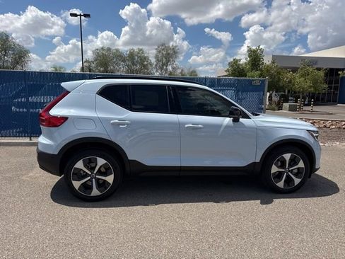 New 2026 Volvo XC40 B5 Plus w/ Protection Package Premier image 4