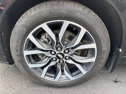 Used 2021 Cadillac XT6 Sport w/ Platinum Package AWD/4WD image 43