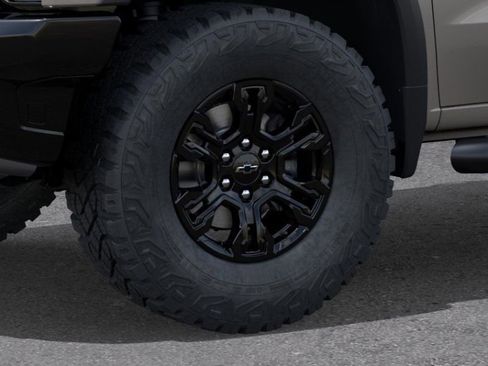 New 2026 Chevrolet Silverado 1500 ZR2 image 10