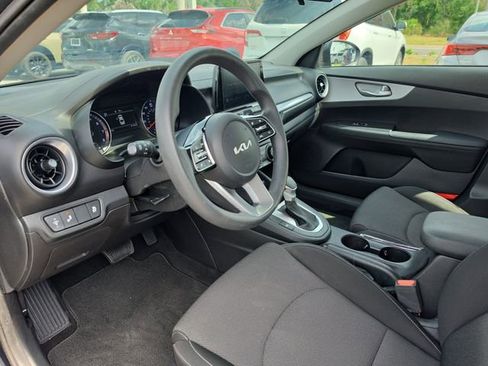 Certified 2023 Kia Forte LXS w/ LXS Technology Package FWD image 13