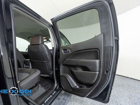 Used 2022 GMC Canyon AT4 AWD/4WD image 34