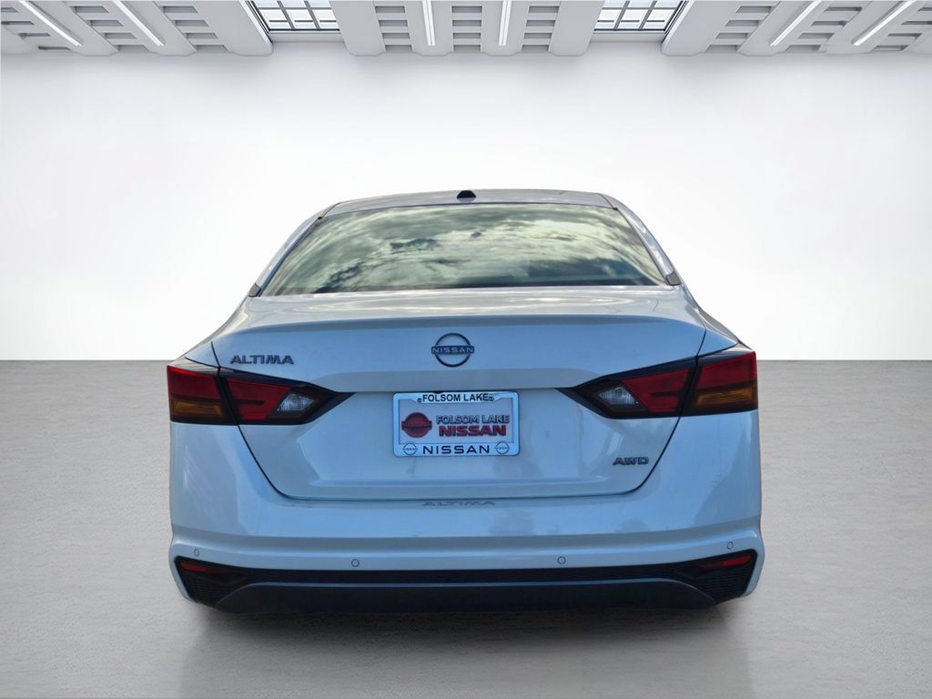New 2026 Nissan Altima 2.5 SV AWD/4WD image 5