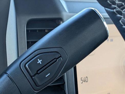 Used 2025 Ford F350 Lariat AWD/4WD image 11