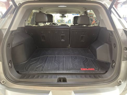 Used 2023 GMC Terrain SLT w/ LPO, Floor Liner Package AWD/4WD image 22