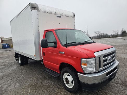 Used 2024 Ford E-350 and Econoline 350 Super Duty w/ Shuttle Bus Prep Package image 7