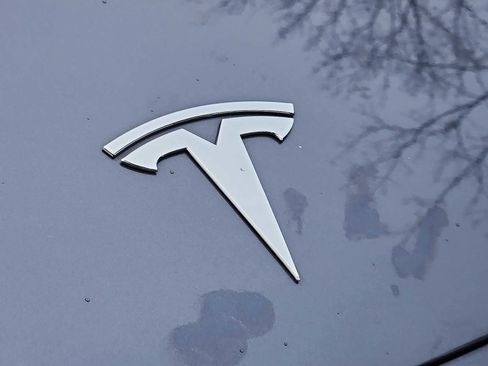 Used 2023 Tesla Model 3 Performance image 29