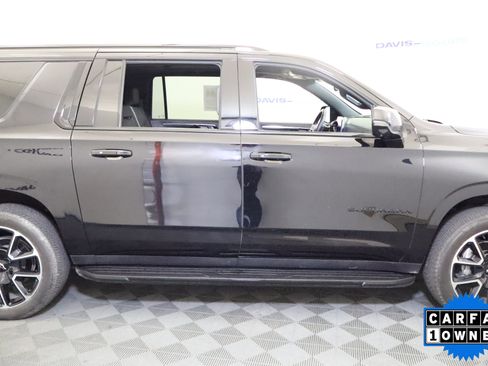 Used 2025 Chevrolet Suburban RST w/ Comfort Package AWD/4WD image 5