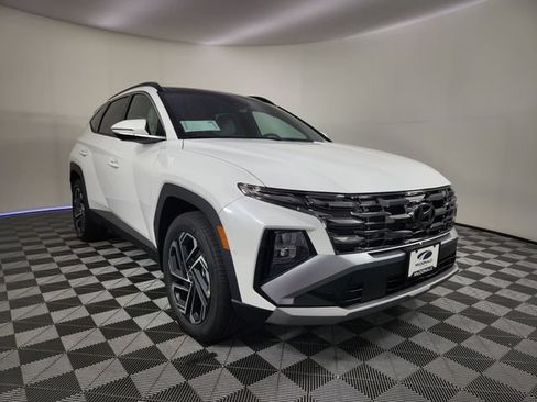 Certified 2024 Hyundai Ioniq 5 SE AWD/4WD image 7