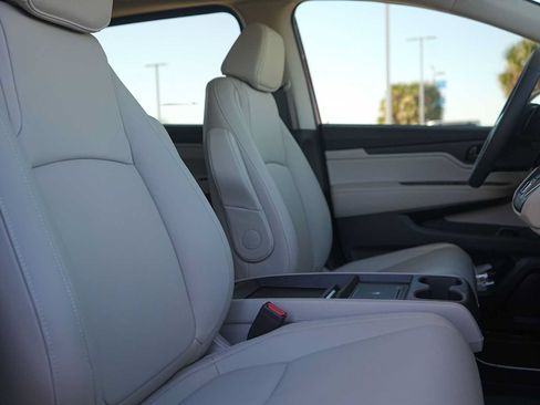 Certified 2026 Honda Odyssey EX-L image 14