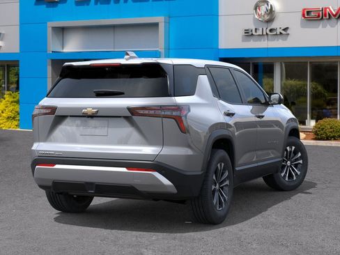 New 2026 Chevrolet Equinox LT w/ Safety and Technology Package image 4