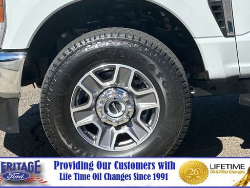 Used 2025 Ford F250 XLT AWD/4WD image 24