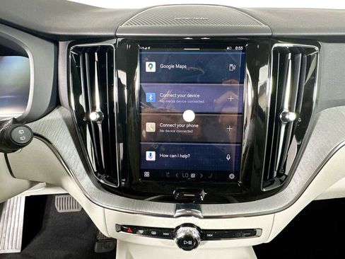 Used 2025 Volvo XC60 B5 Plus w/ Protection Package Premier image 13