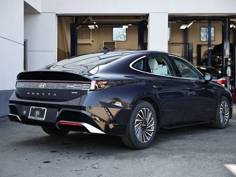 Certified 2025 Hyundai Sonata SEL image 5